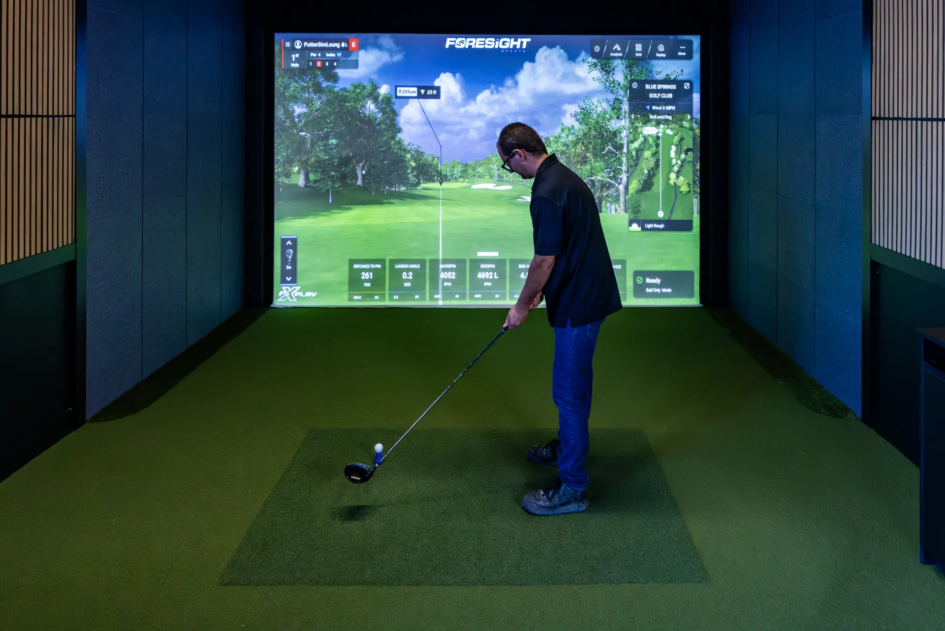 Foresight golf simulator bay vaughan
